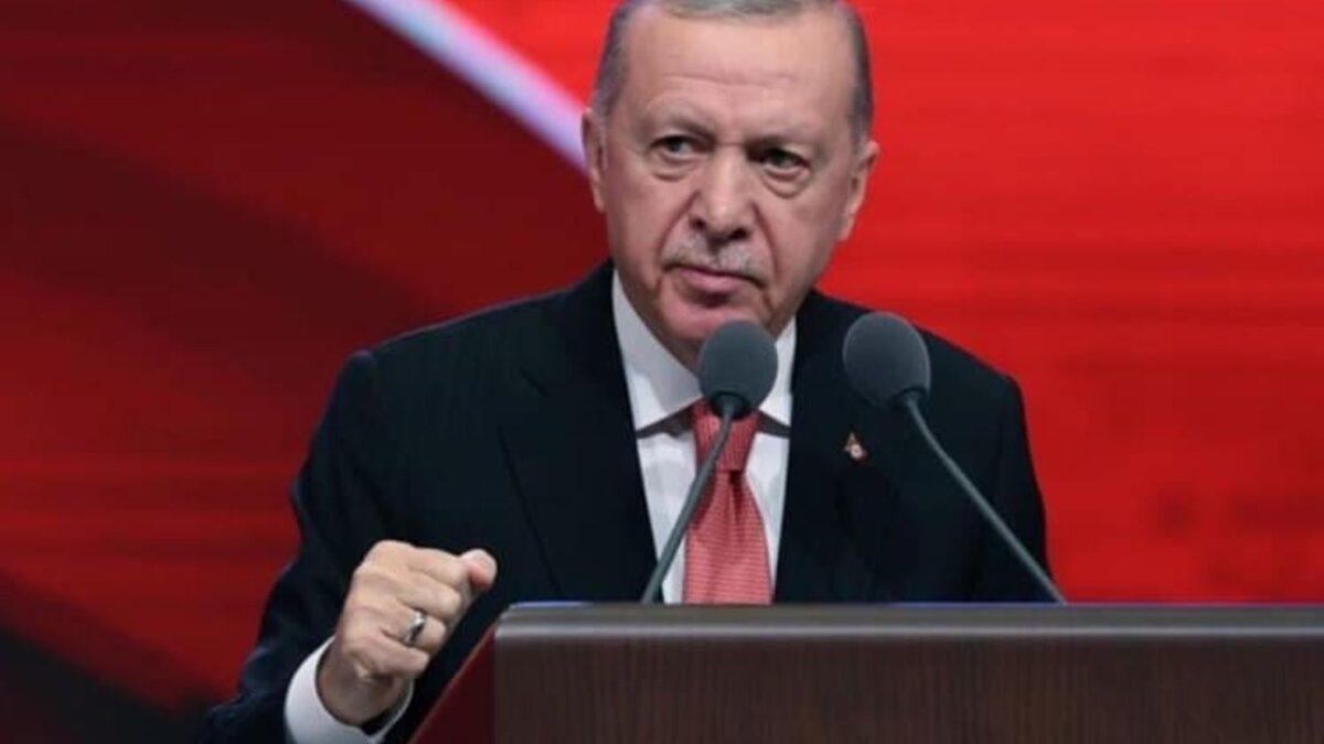 Erdoğan’dan CHP’li belediyelere tepki: Şikayet listemiz uzun!