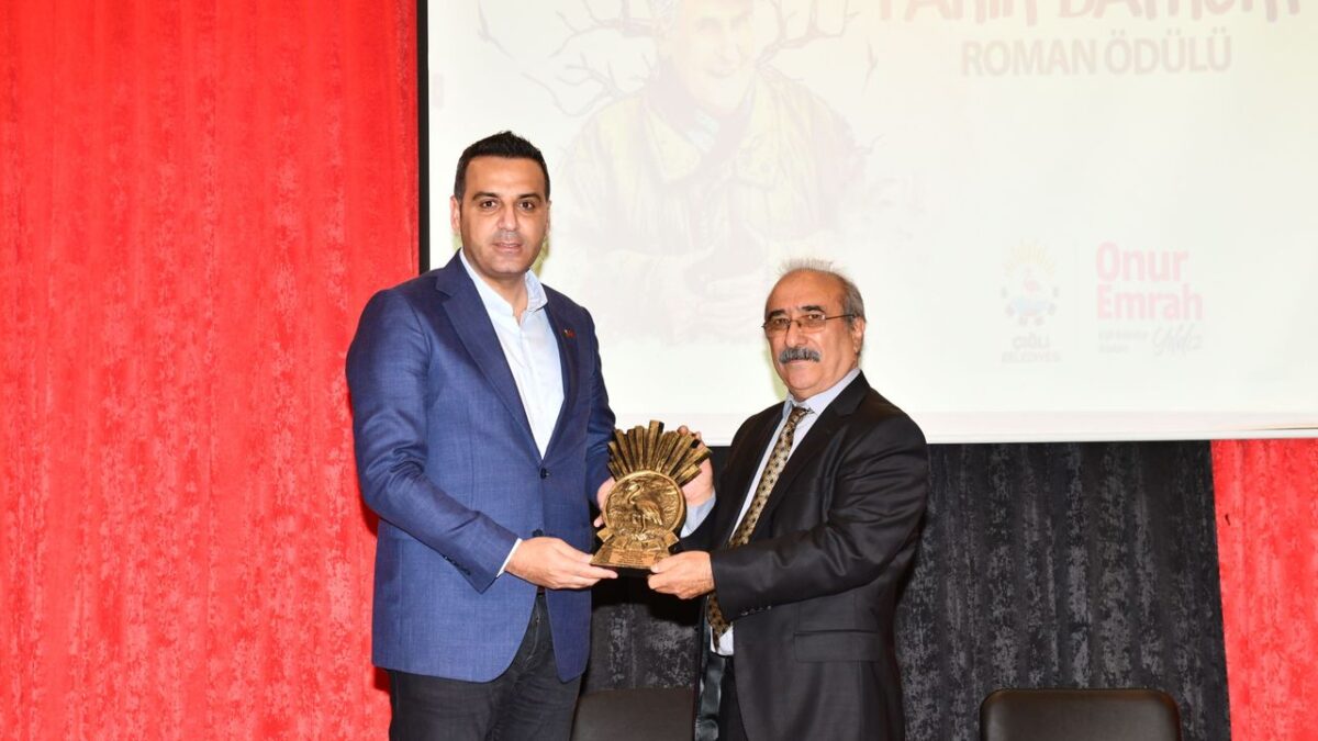 Çiğli’de Fakir Baykurt Roman Yarışması ödülü sahibini buldu