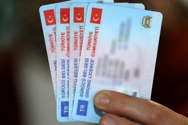 Eski tip sürücü belgelerinin yenilenmesi için son ... Eski tip sürücü belgelerinin yenilenmesi için son ...