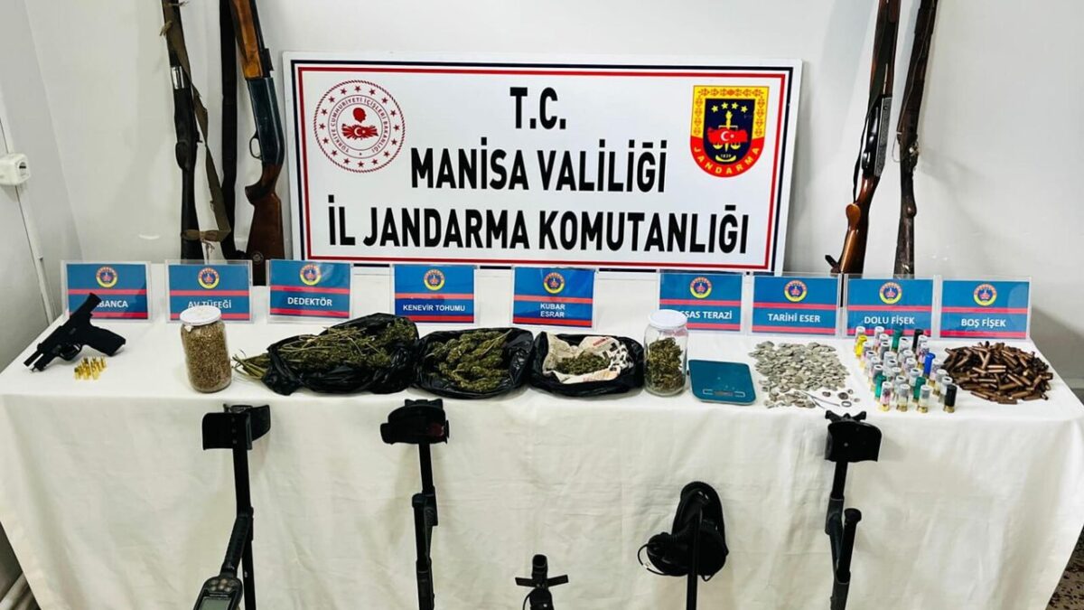 Salihli’de kaçakçılık operasyonu: 2 gözaltı