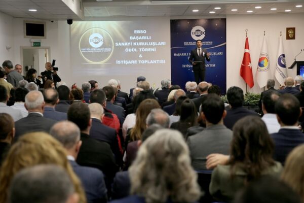 EBSO’dan başarılı sanayi kuruluşlarına ödül