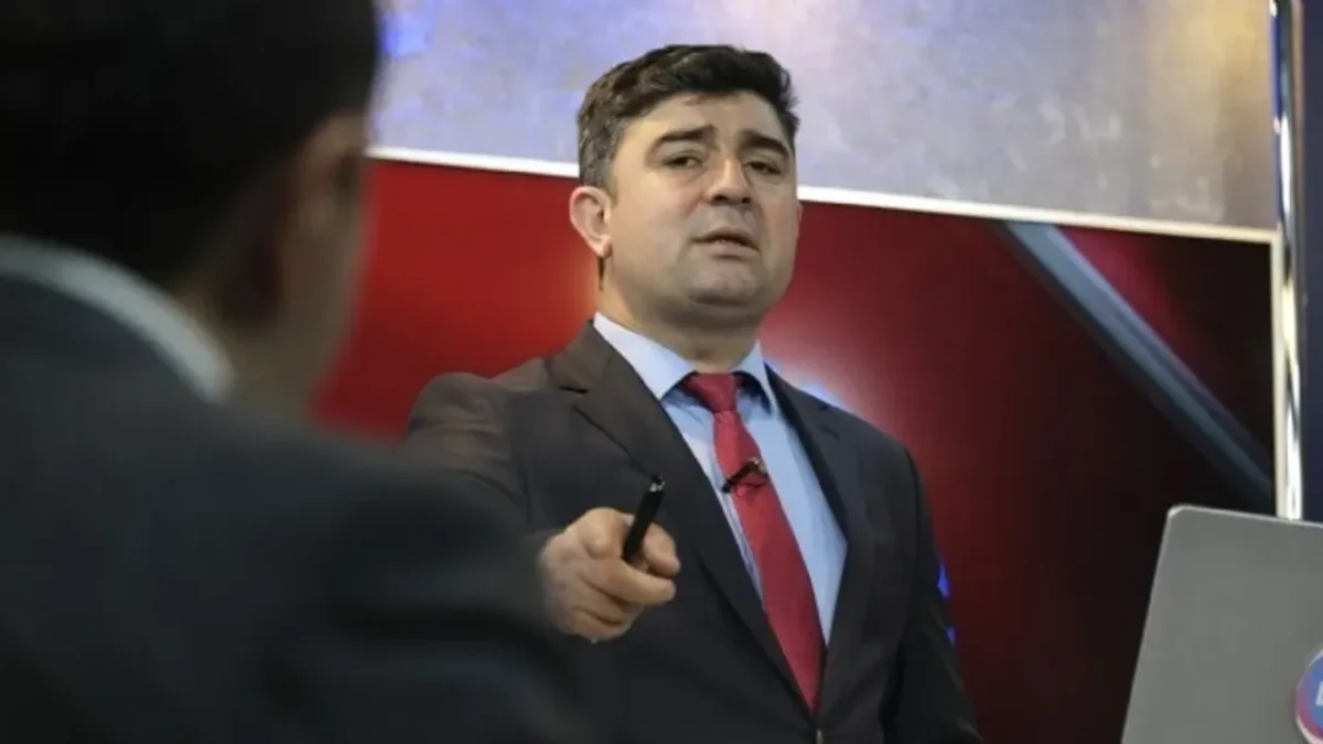 Araştırmacı Yapar: Ankara’nın batısı İmralı’ya gidilmesine karşı! Araştırmacı Yapar: Ankara’nın batısı İmralı’ya gidilmesine karşı!