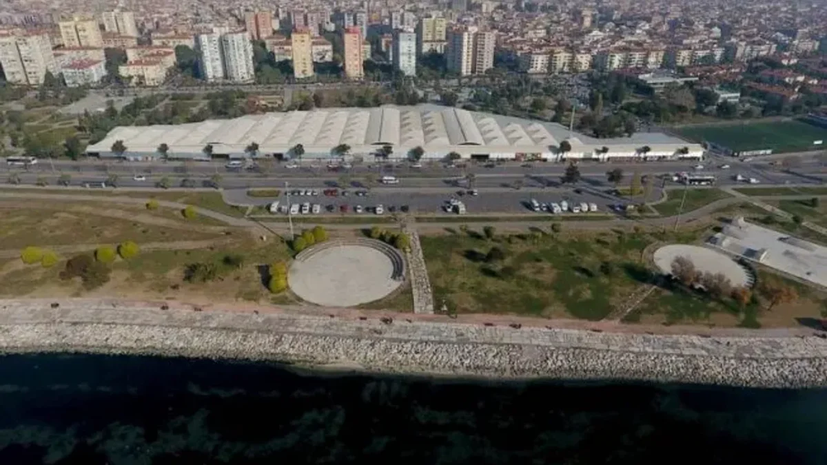 Bostanlı Pazarı geçici olarak kapatıldı! Bostanlı Pazarı geçici olarak kapatıldı!