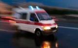 Hastane yolundaki hamile kadın ambulansta doğum yaptı