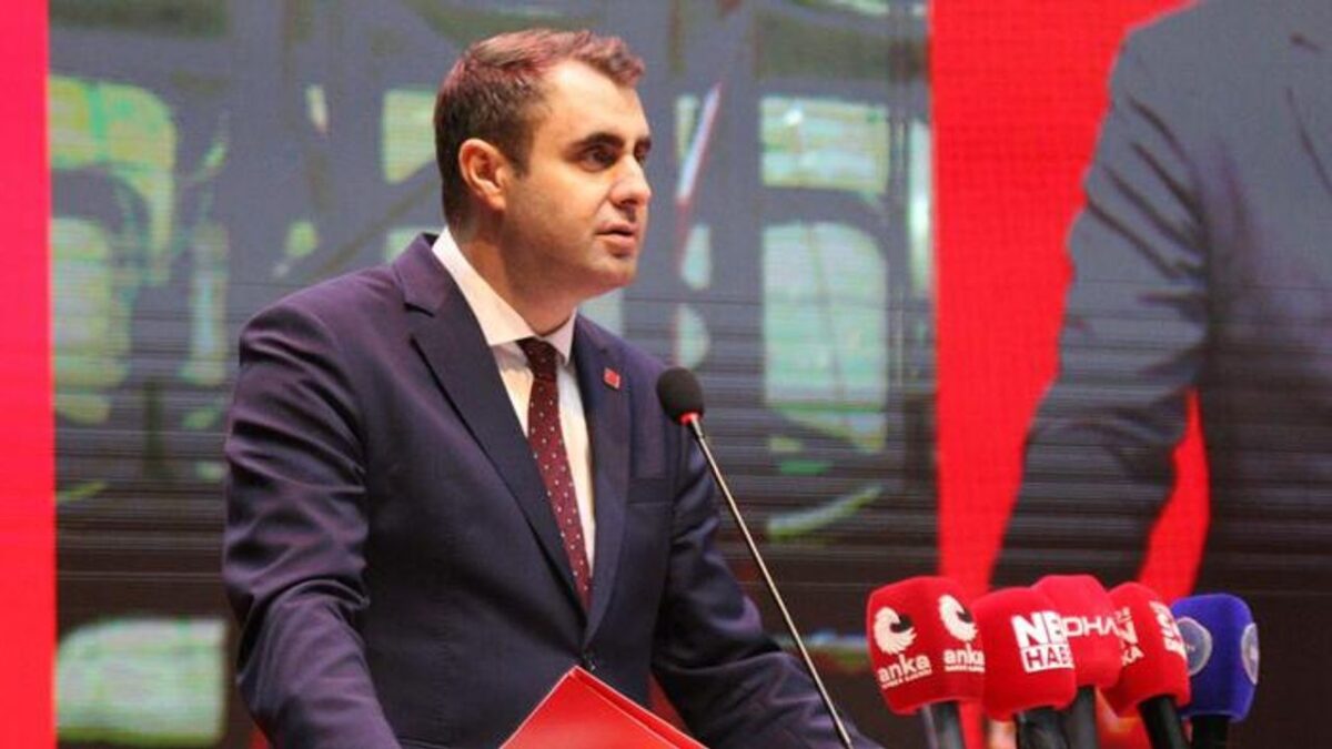 CHP’den AK Parti’ye üye yanıtı: Sizleri sokakta göremiyoruz CHP’den AK Parti’ye üye yanıtı: Sizleri sokakta göremiyoruz
