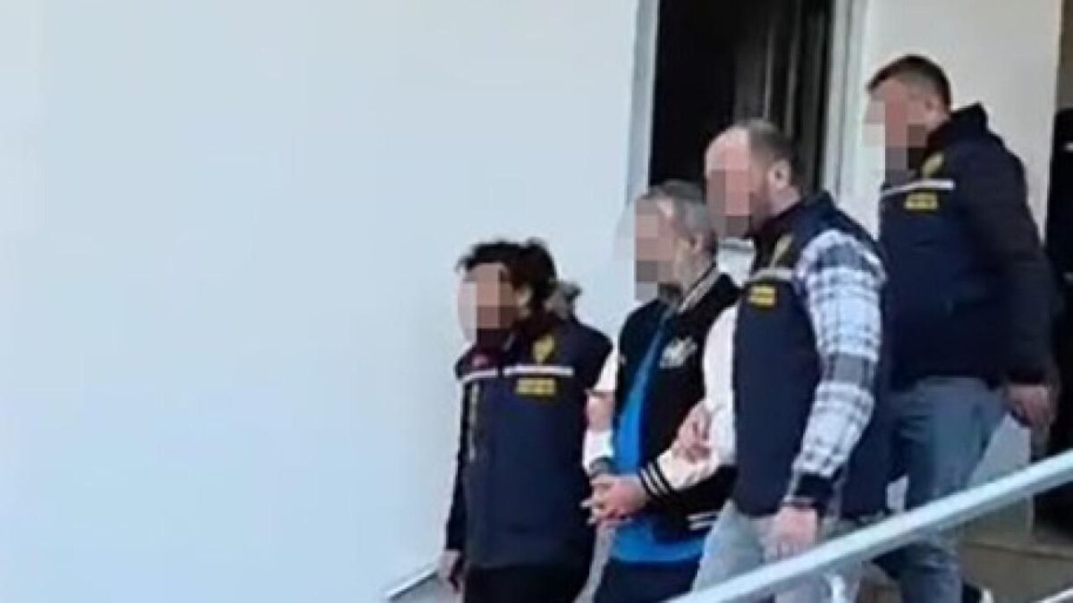 Firari suç makinesi yakayı ele verdi!
