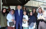 Cumhurbaşkanı Erdoğan, Çengelköy’de esnafı ziyaret etti