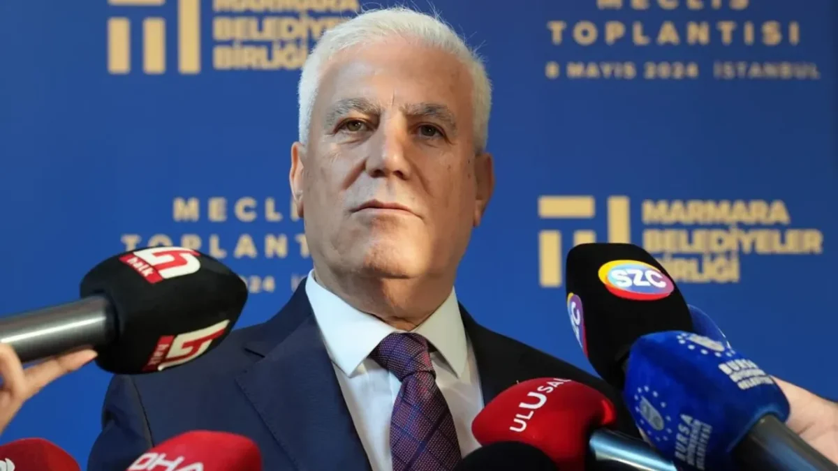 Mustafa Bozbey, CHP’den istifa ettiğini açıkladı