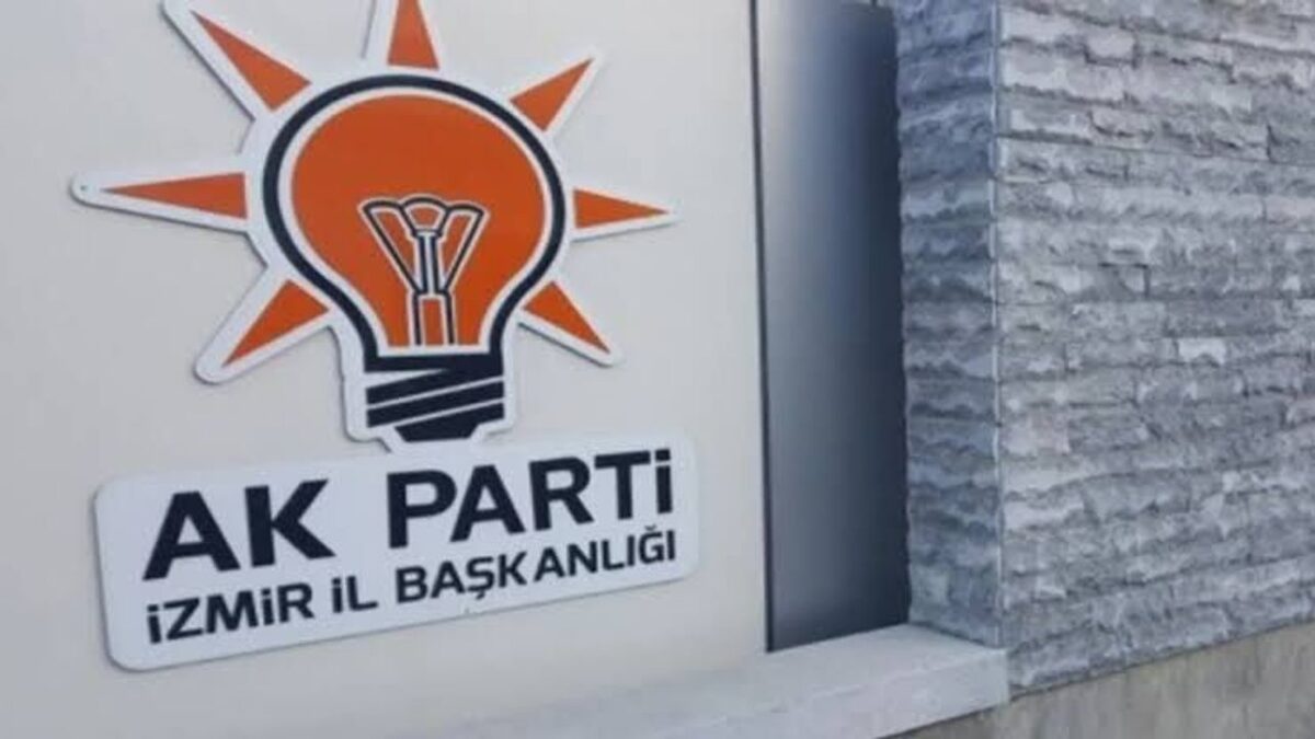 Menderes sonrası AK Parti’de bayram havası… Vekillerden tebrik mesajları!
