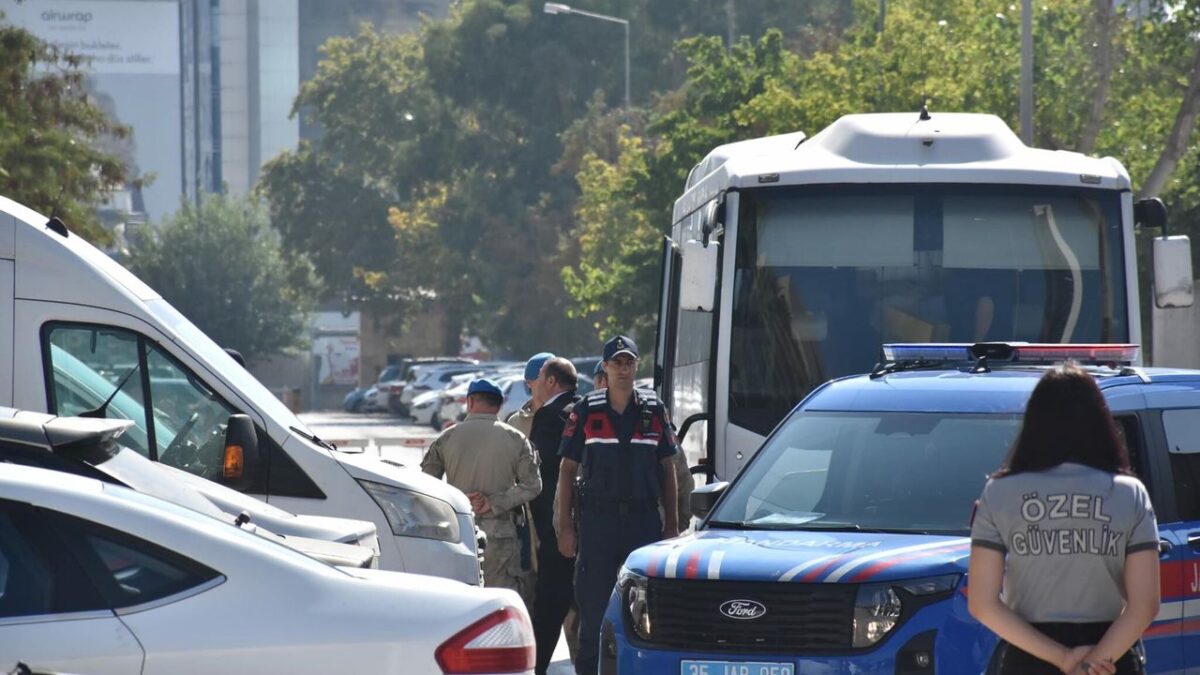Menderes Belediyesi operasyonu: Başkan Çiçek dahil 15 şüpheliye tutuklama istemi!
