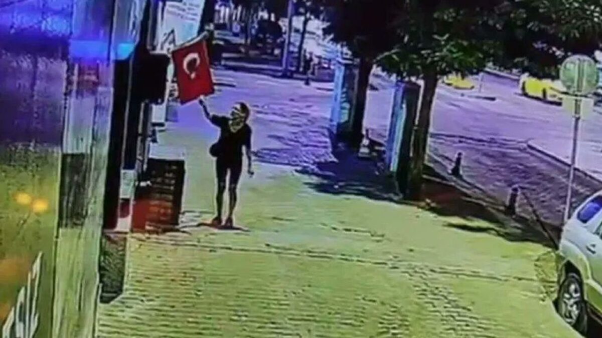 Türk bayrağını yakıp kaçan kadının ifadesi ortaya çıktı