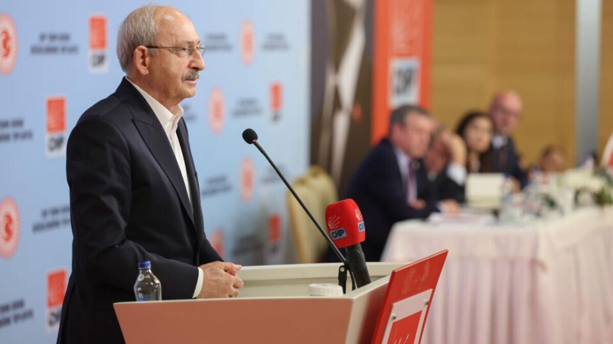 CHP lideri Kılıçdaroğlu’na “Onursal Genel Başkanlık” yakıştırması