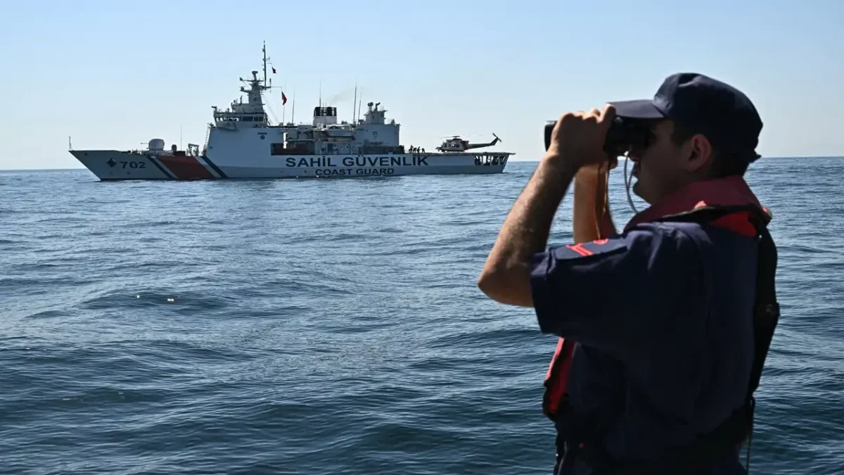 Gemideki kayıp denizcilerin isimleri belli oldu
