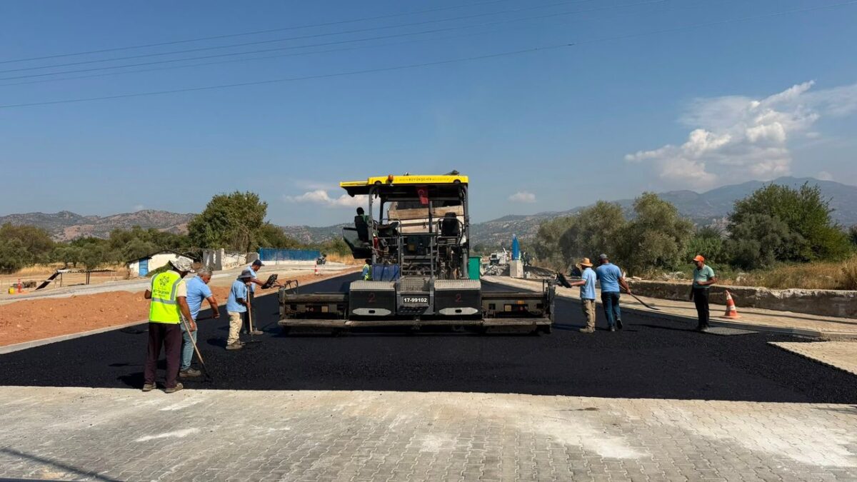 Aydın’ın dört bir yanında yollar yenileniyor