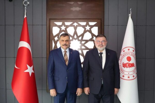 AK Partili Saygılı’dan Bakan Çiftçi’ye...