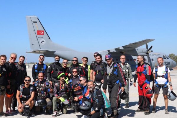 İzmir’de THK Havacılık Festivali başladı