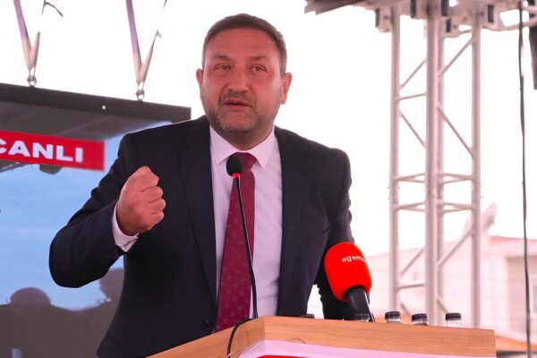 Gümrükçü’den ‘transfer borsası’ ...