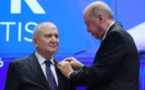 Yeni Yol’dan istifa etti AK Partiye katıldı